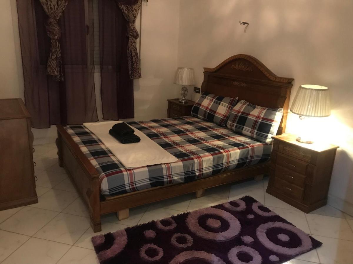 Appartement Familal A Trois Chambres En Face Marjane & Hotel Ahlen Tangier Exterior photo